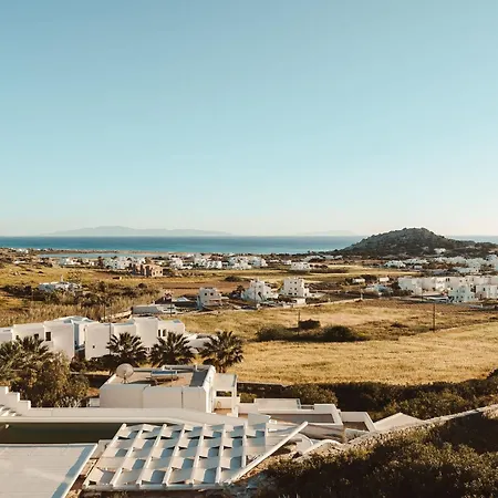 Flo Villa Naxos City